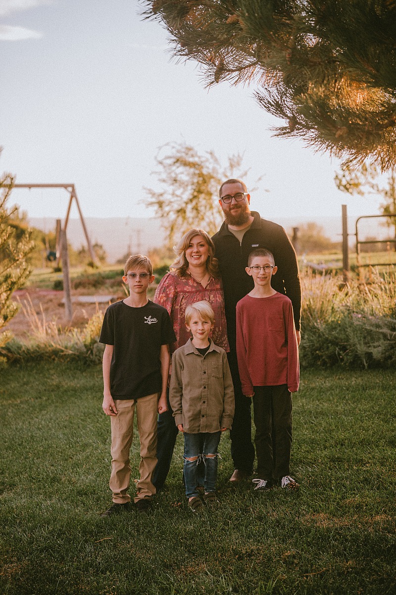 Alex + Sam + The Peanut Gallery